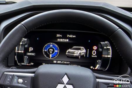 2023 Mitsubishi Outlander PHEV, charge level indicator